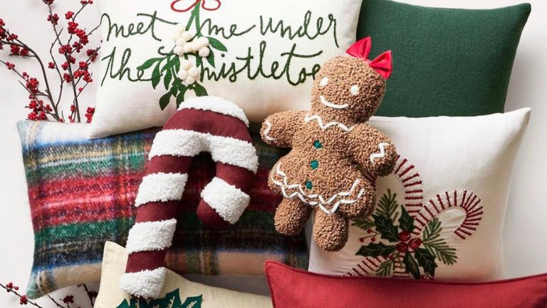 Your Dream Holiday Home Starts with Pottery Barn Holiday Collection